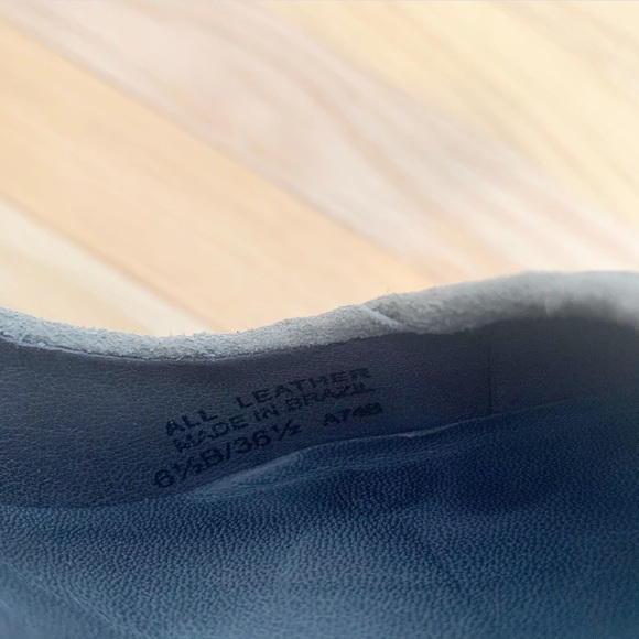 BCBG grey suede heels pumps - Picture 11 of 12